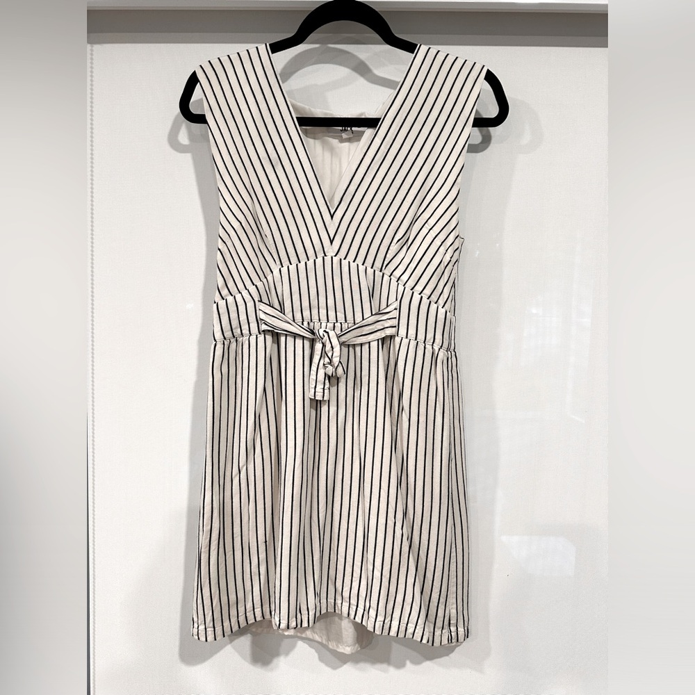 Jack by BB Dakota True Ties V Neck Side Ties Sleeveless  Mini Dress Size Small